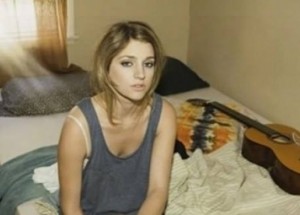 Svému manželovi poslala fotku, když byl na služební cestě. Ten ji uviděl a ihned zažádal o rozvod!