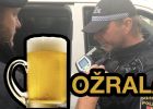 MikeJePan opět provokoval městskou policii! Tentokrát je podezříval, že jsou opilí.