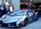 Lamborghini Veneno za 6 milionů liber způsobilo v centru Londýna pořádný poprask