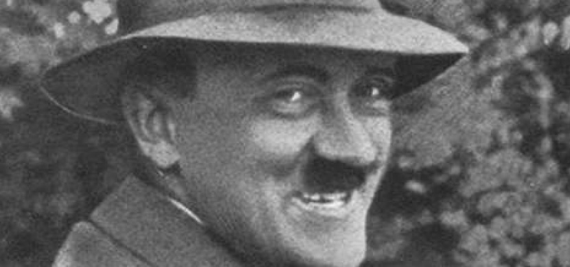 Fotografie, které neměl nikdy nikdo vidět: Sám Hitler je zakázal